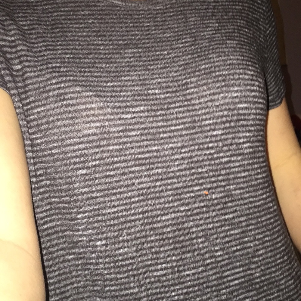 OLD NAVY | STRIPED GREY SOFT TEE